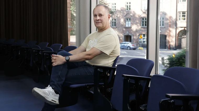 Maahan­muuttotyön konkari turhautui täysin Suomeen: Maahan­muuttajia ”käsitellään kuin pieniä lapsia”, Helsingin koululinjaus ”ihan uskomaton”