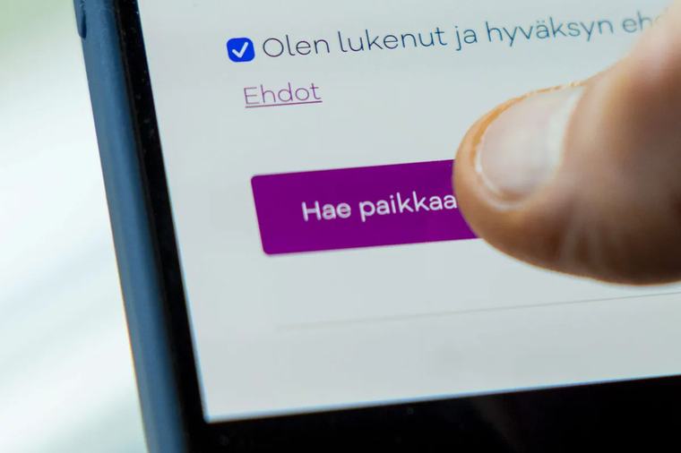Yksi ala nousee ylitse muiden, kun kysyimme yrityksiltä syksyn rekrytoinneista – Osa palkkaa satoja työntekijöitä