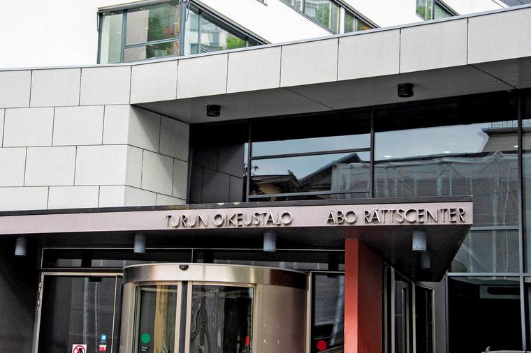 Yli 150 sijoittajaa laittoi rahansa mullistavaan vetyhankkeeseen tuulesta temmattujen väitteiden innostamina